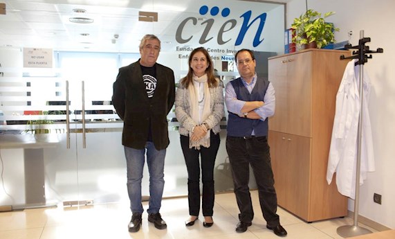 El concejal de Puente y Villa de Vallecas visita la Fundación CIEN