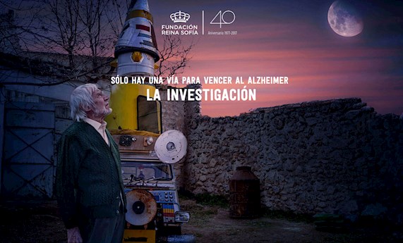 La Fundación Reina Sofía, en la conmemoración de su 40 aniversario, ha puesto en marcha una campaña de comunicación a favor de la investigación en Alzheimer, "La Misión"